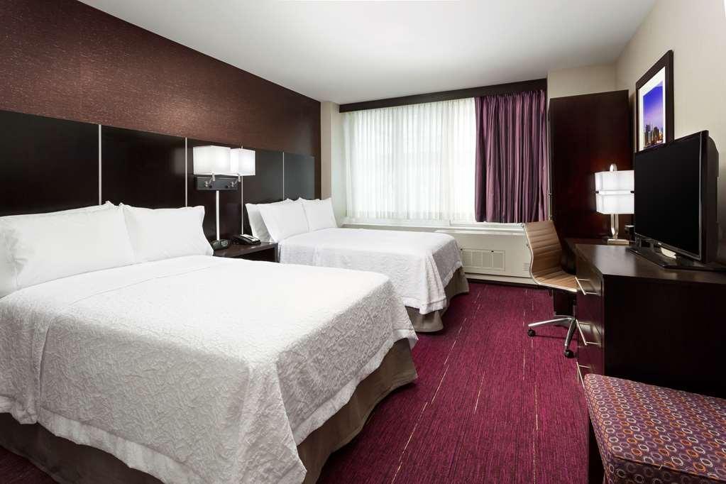Hampton Inn Times Square Central Нью-Йорк Номер фото