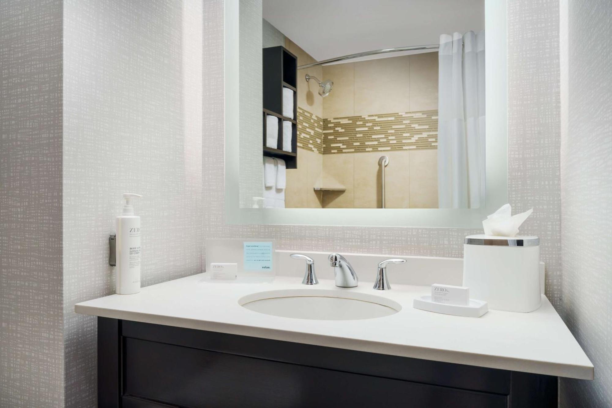Hampton Inn Times Square Central Нью-Йорк Экстерьер фото