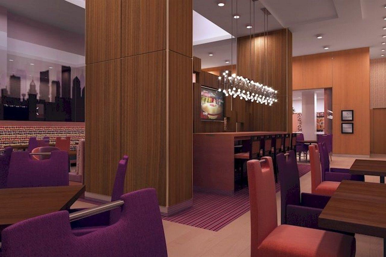 Hampton Inn Times Square Central Нью-Йорк Экстерьер фото